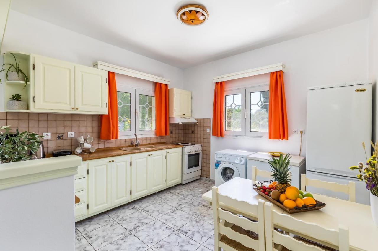 Casa Mia - 5 Min From Stafilos Apartment *